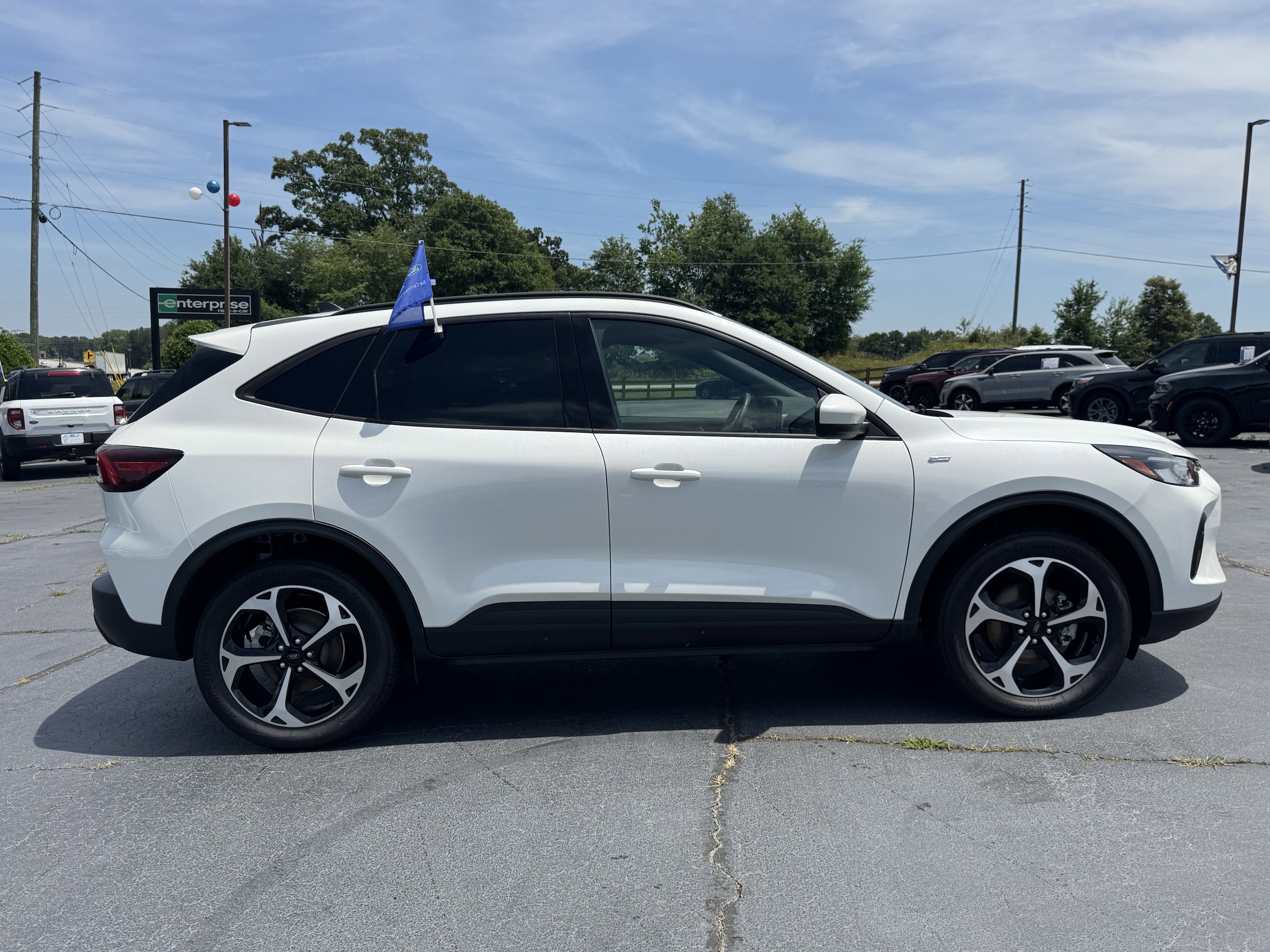 2026 Ford Escape ST-Line Select AWD's photo