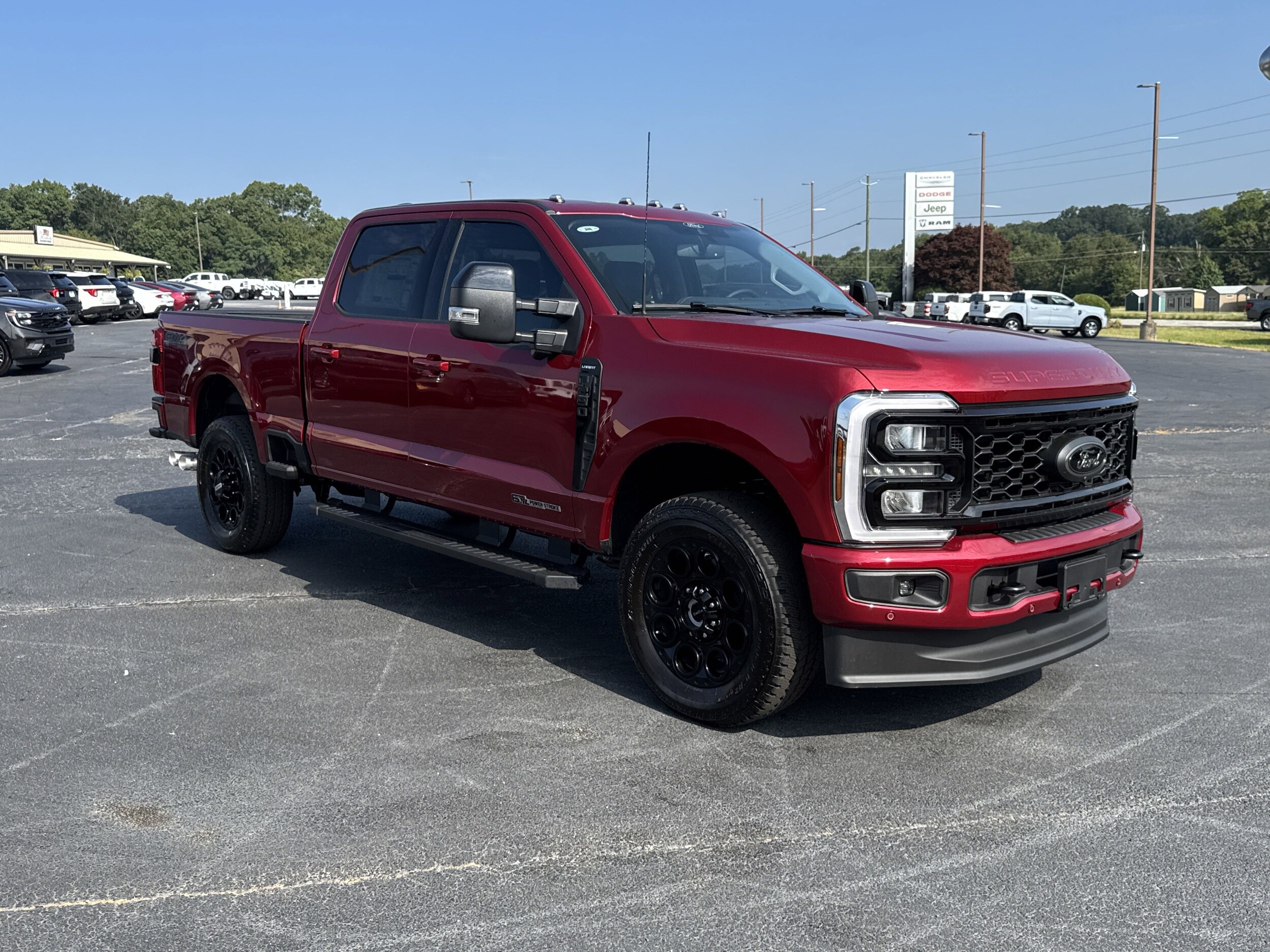 2025 Ford F-250 Lariat photo 4