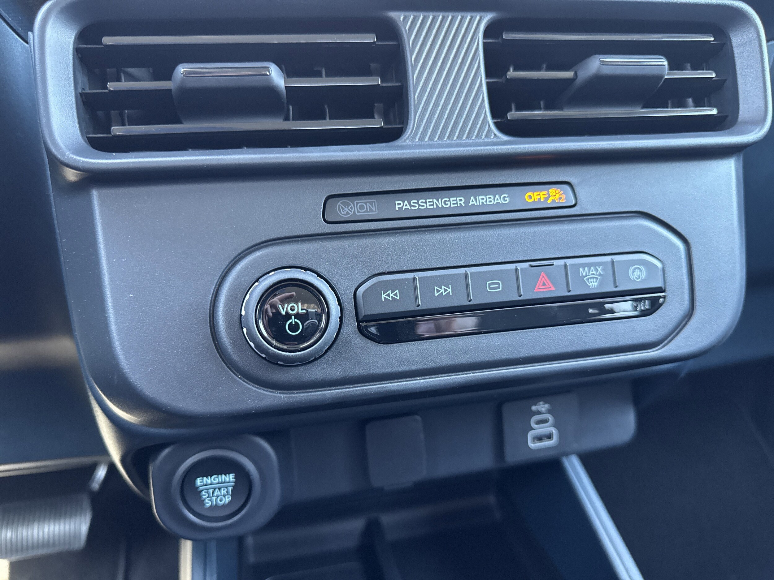 2025 Ford Maverick XLT - Photo 28