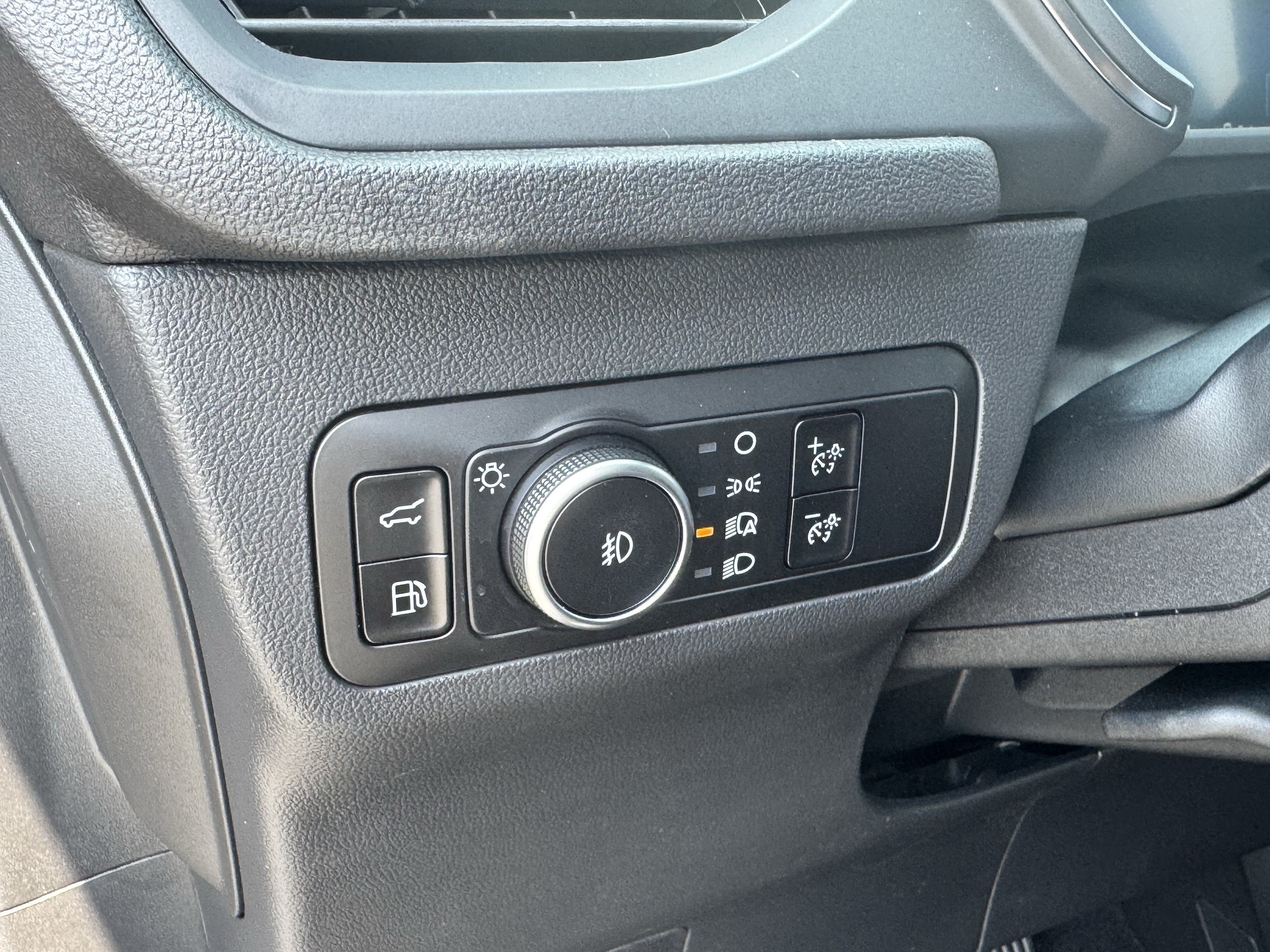 2025 Ford Escape Plug-in hybrid PHEV - Photo 42