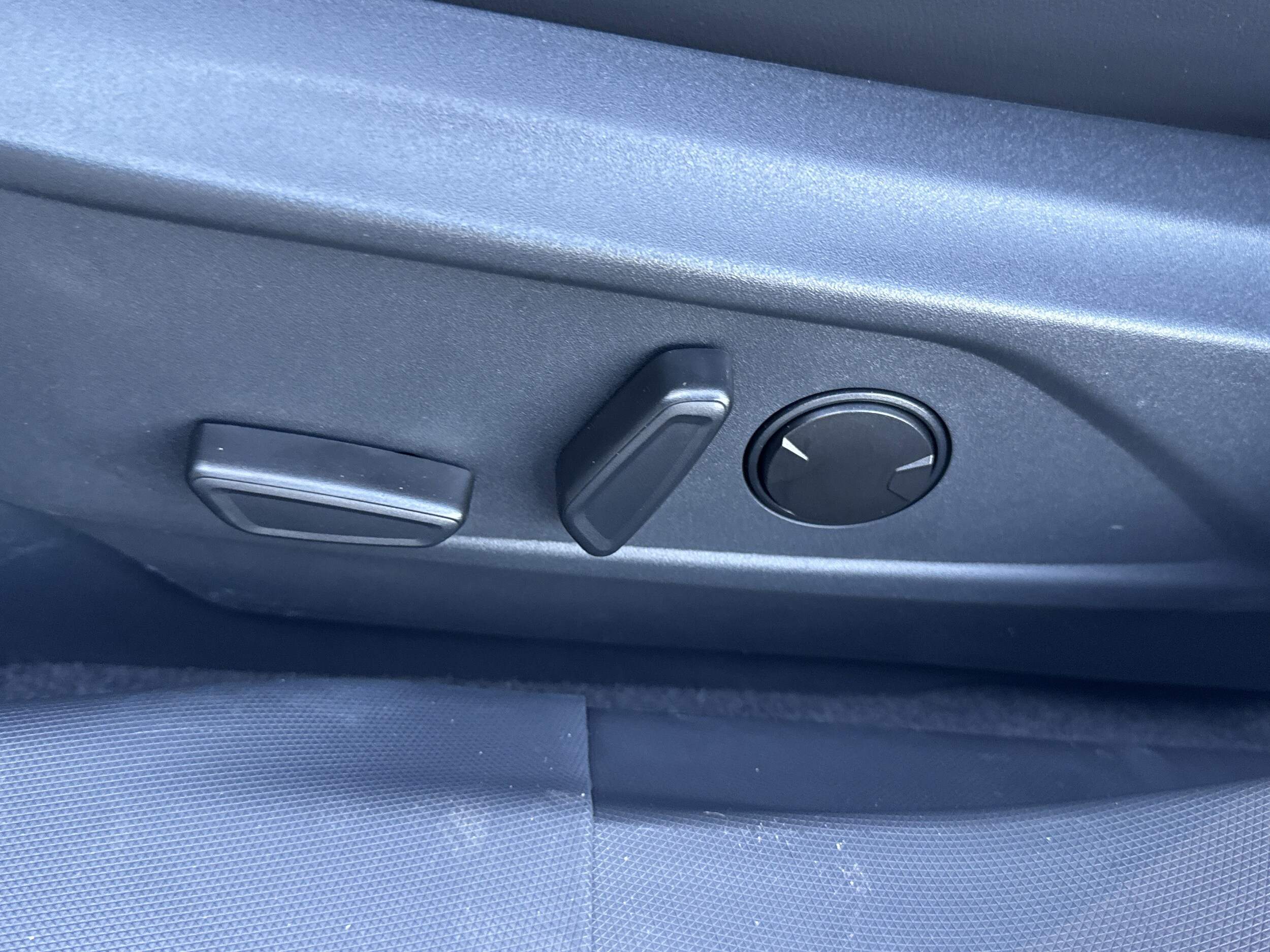 2025 Ford Mustang Mach-E Premium - Photo 10