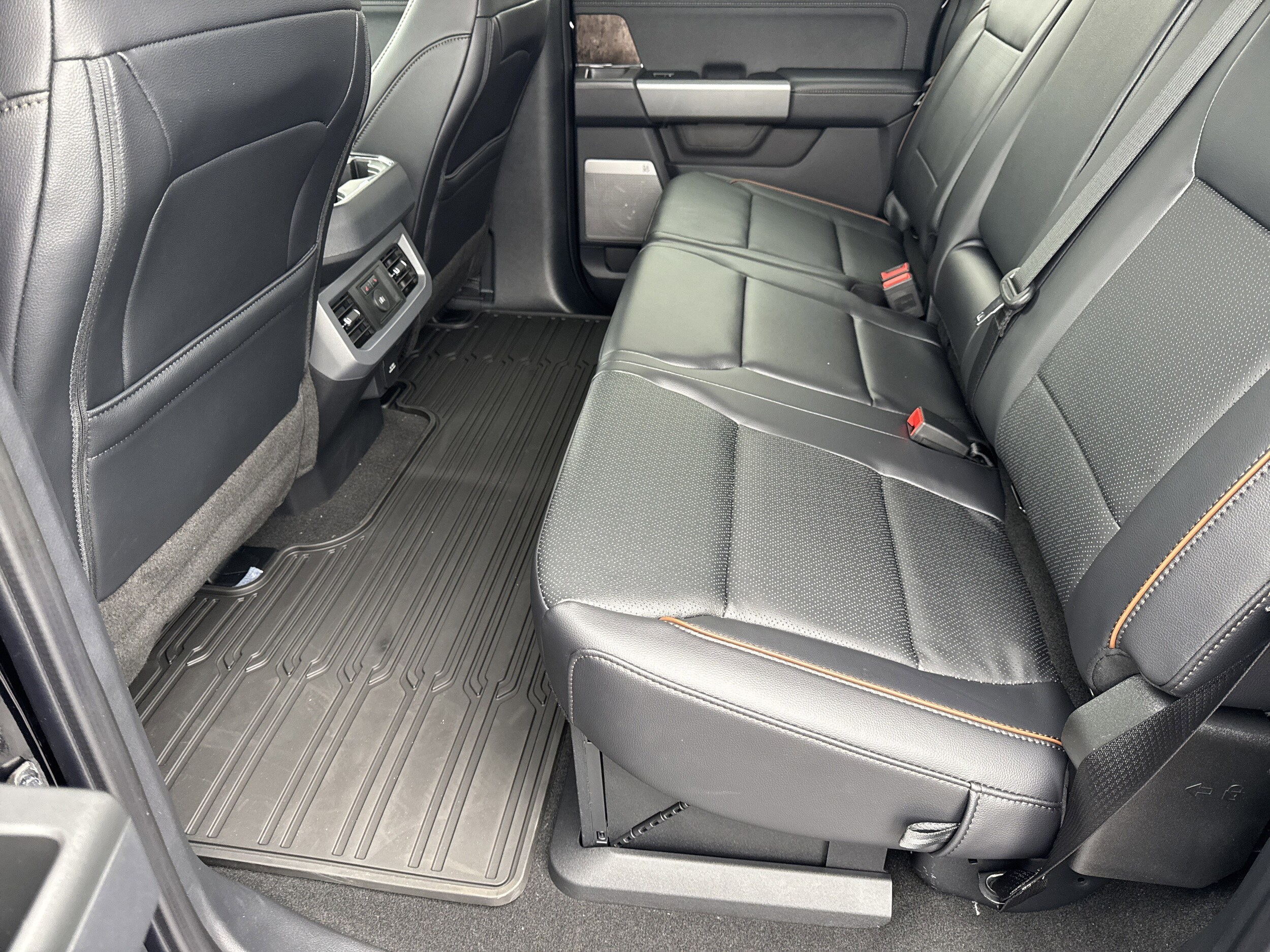 2025 Ford F-350 Super Duty Lariat - Photo 20