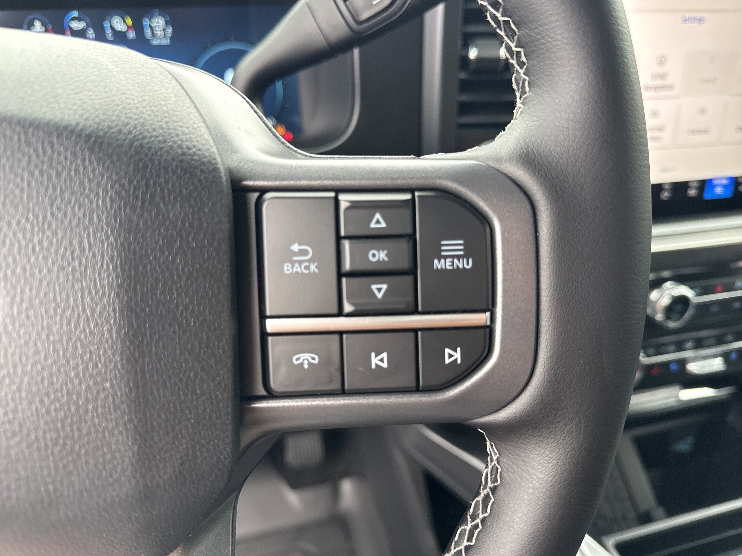 2025 Ford F-350 Super Duty Lariat - Photo 28