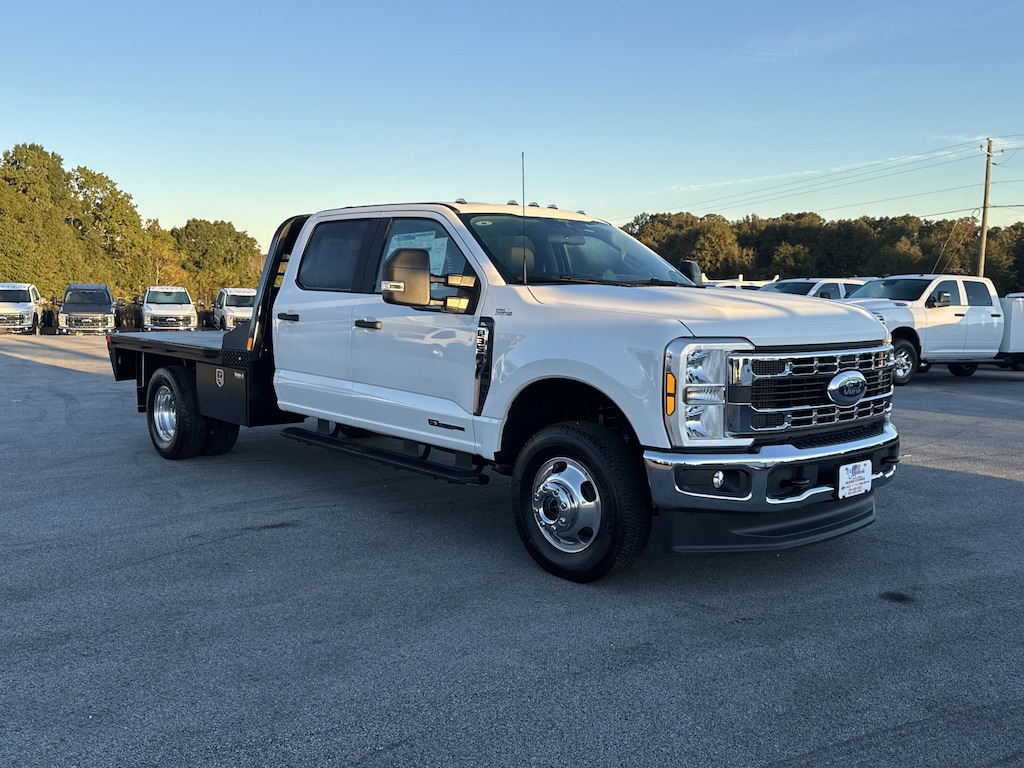 New 2025 Ford Super Duty F-350 DRW F-350 XL Truck Crew Cab