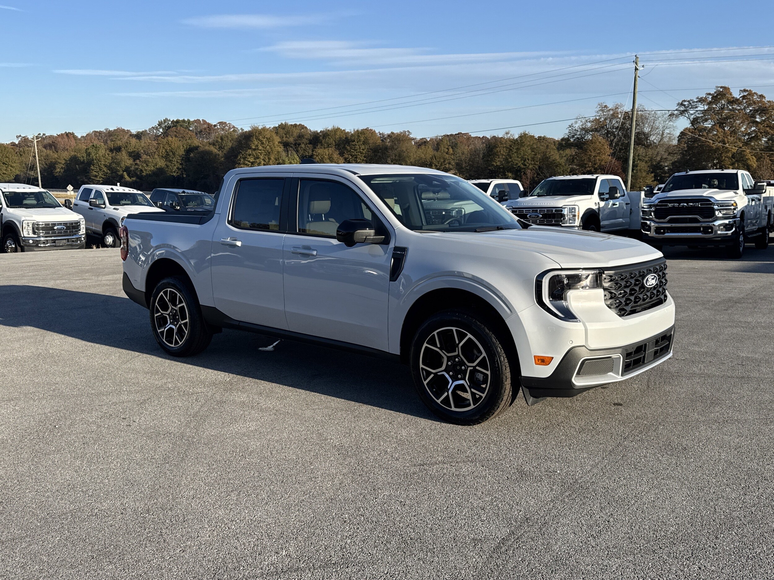 2025 Ford Maverick Lariat photo 4