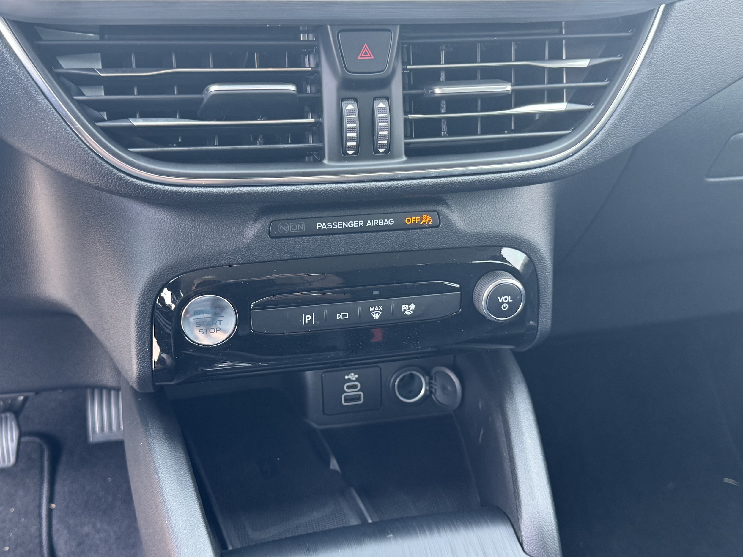 2025 Ford Escape Plug-in hybrid PHEV - Photo 36
