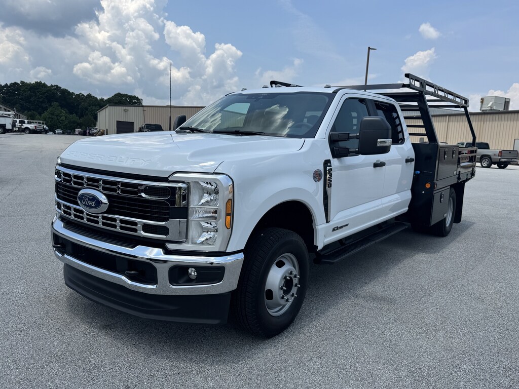 New 2026 Ford Super Duty F-350 DRW F-350® XL Truck Crew Cab