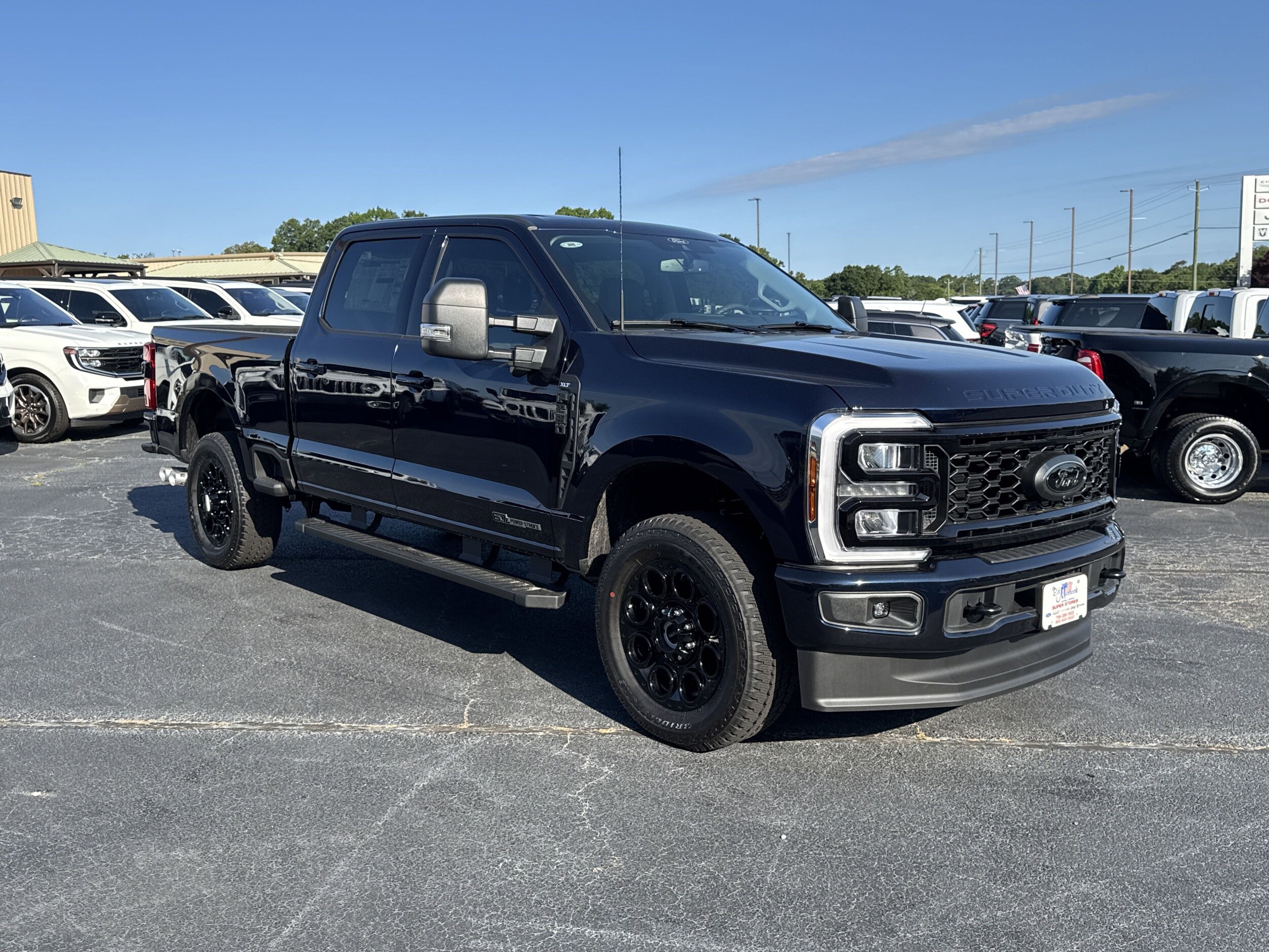 2025 Ford F-250 XLT photo 4