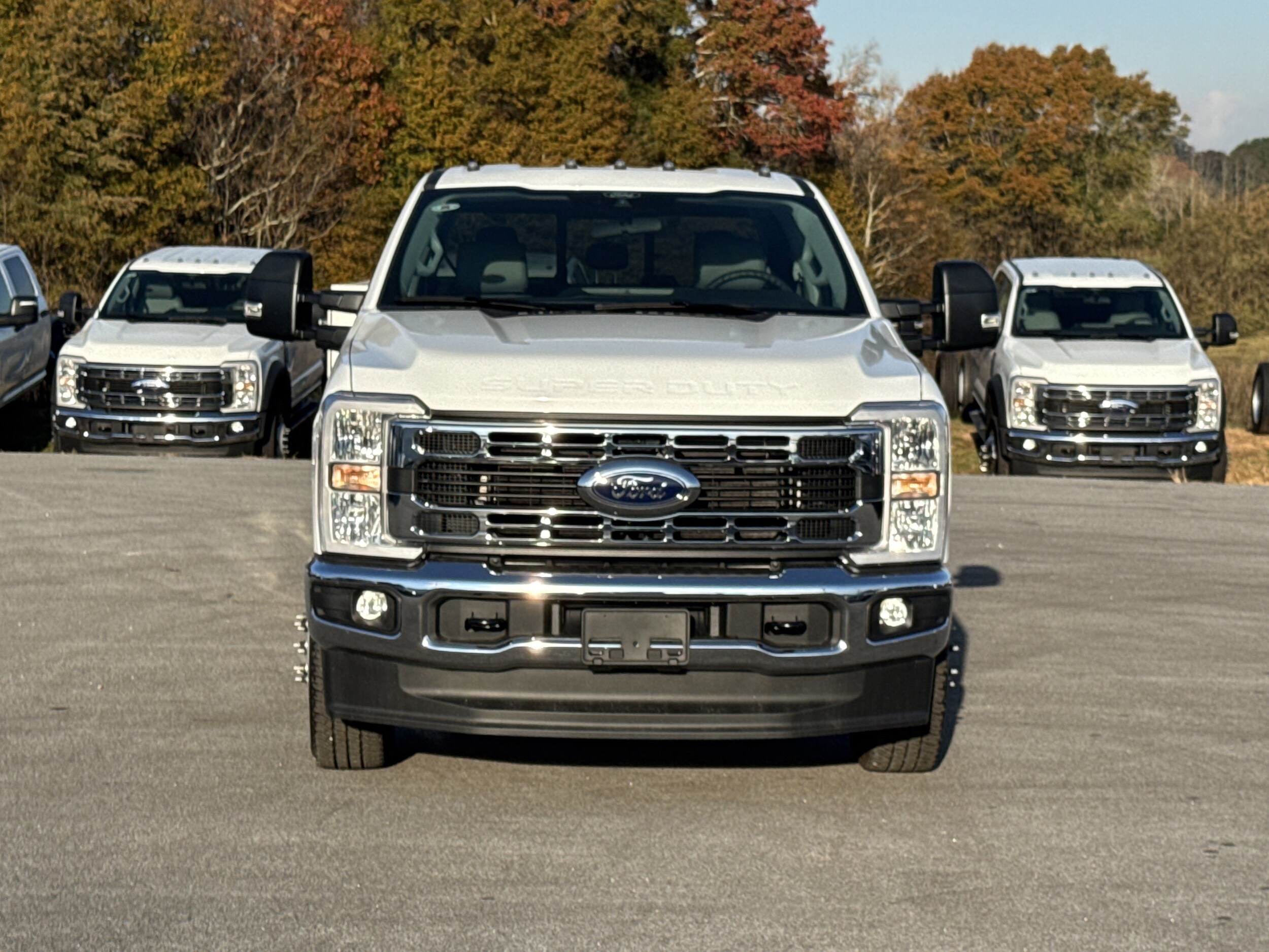 2026 Ford F-350 XL photo 3