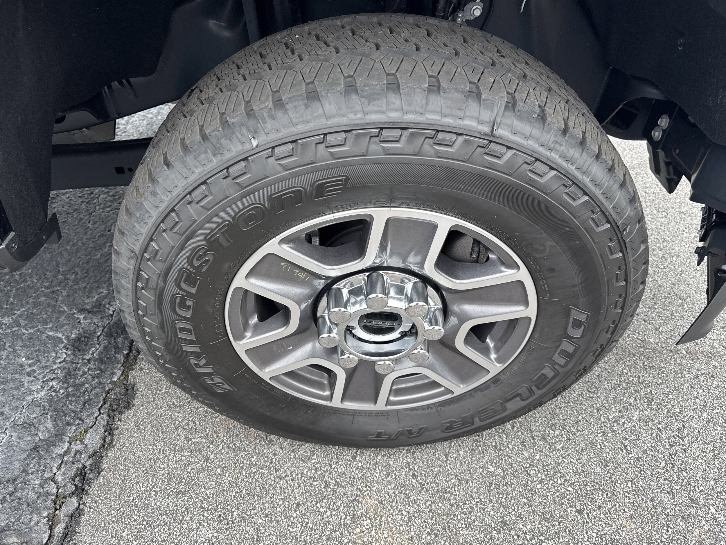 2025 Ford F-350 Super Duty Lariat - Photo 12
