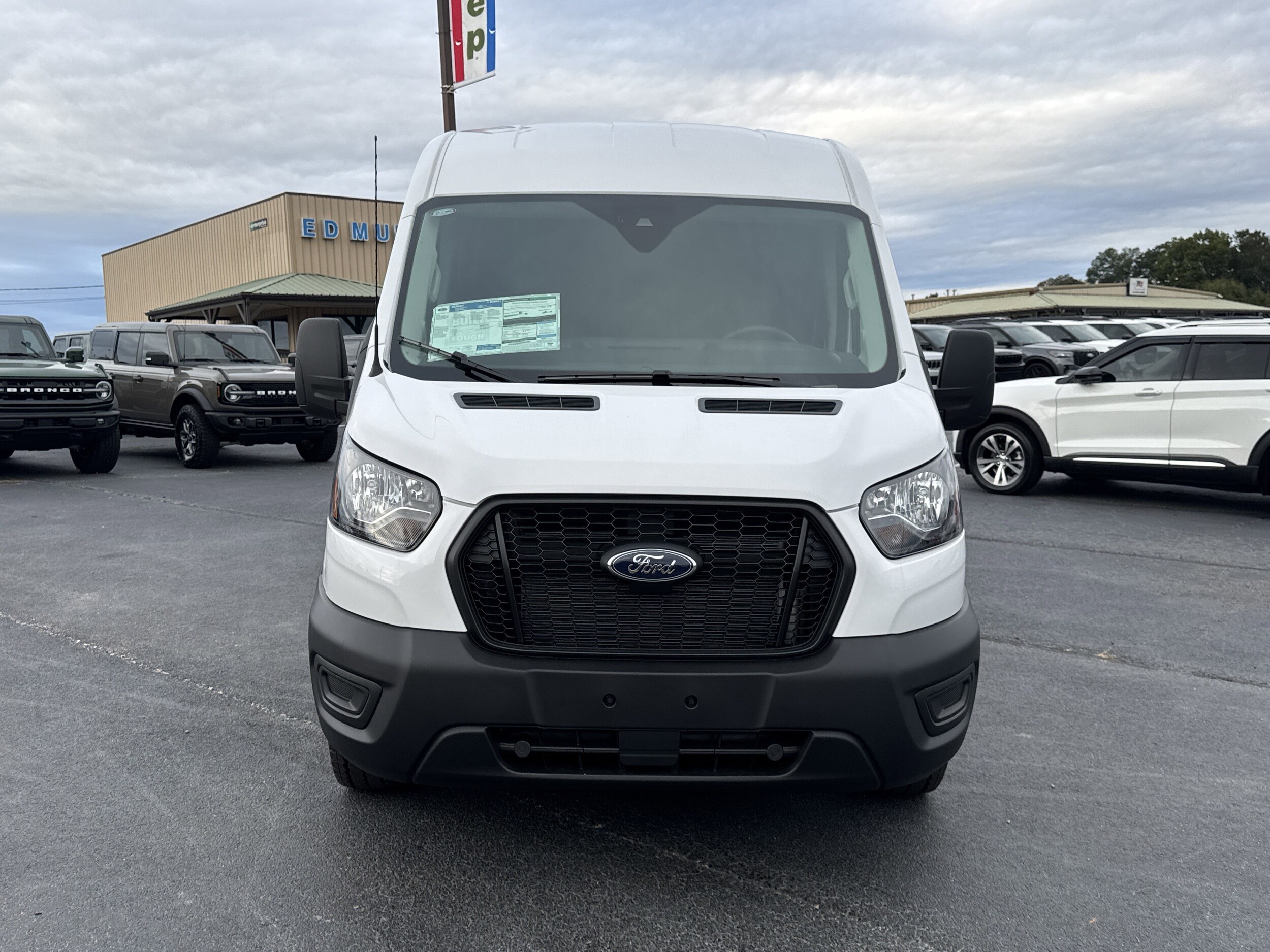 2025 Ford Transit Cargo Van photo 3