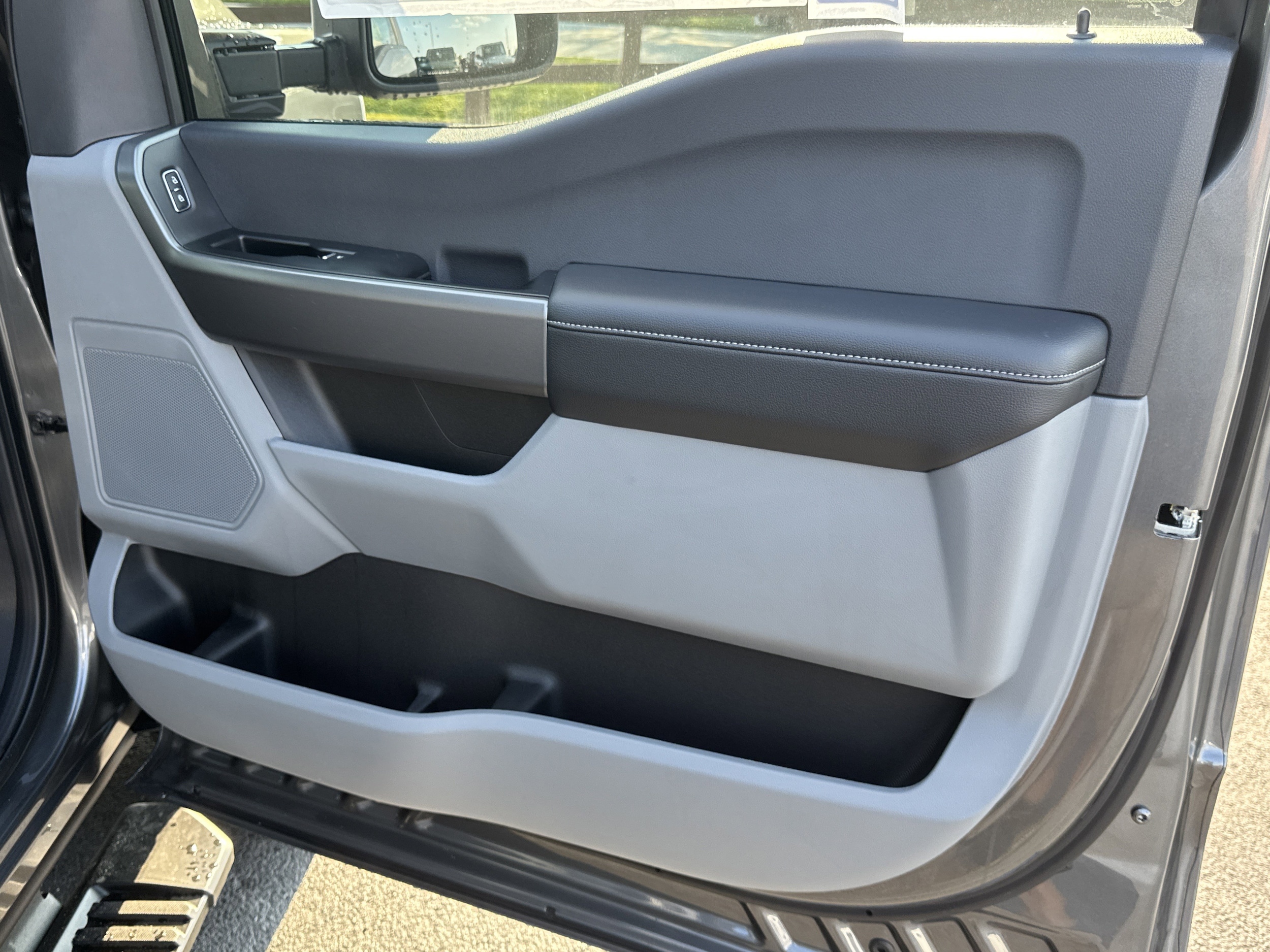 2026 Ford F-250 Super Duty XL - Photo 13