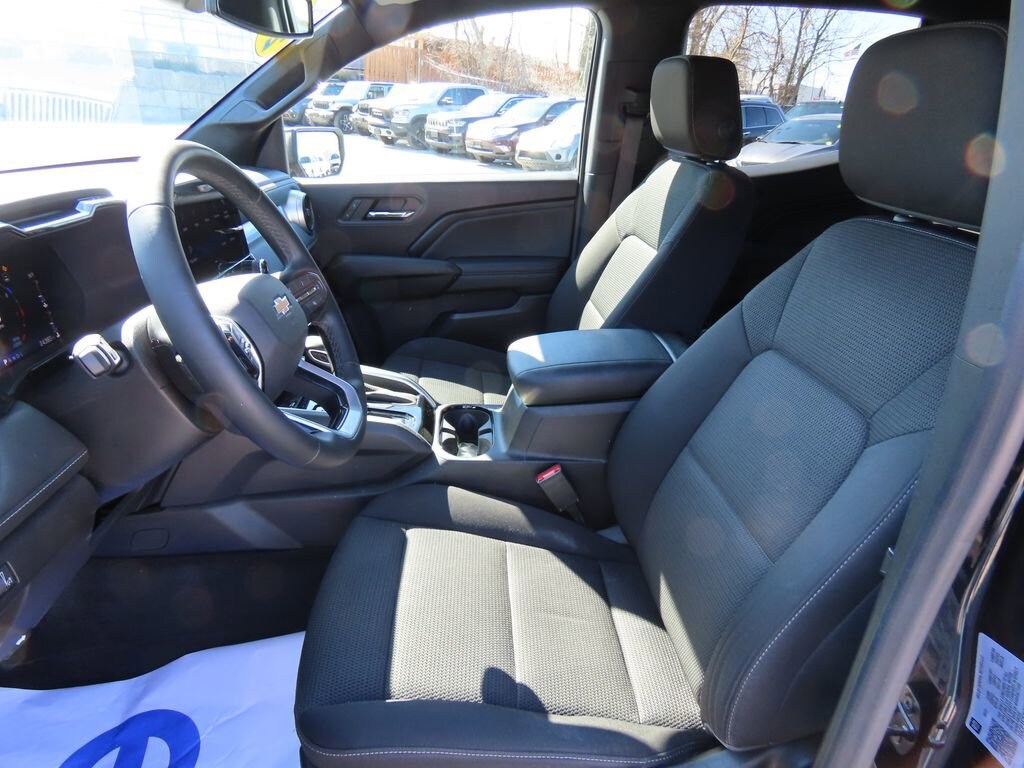 Used 2023 Chevrolet Colorado 4WD LT 4WD Crew Cab LT