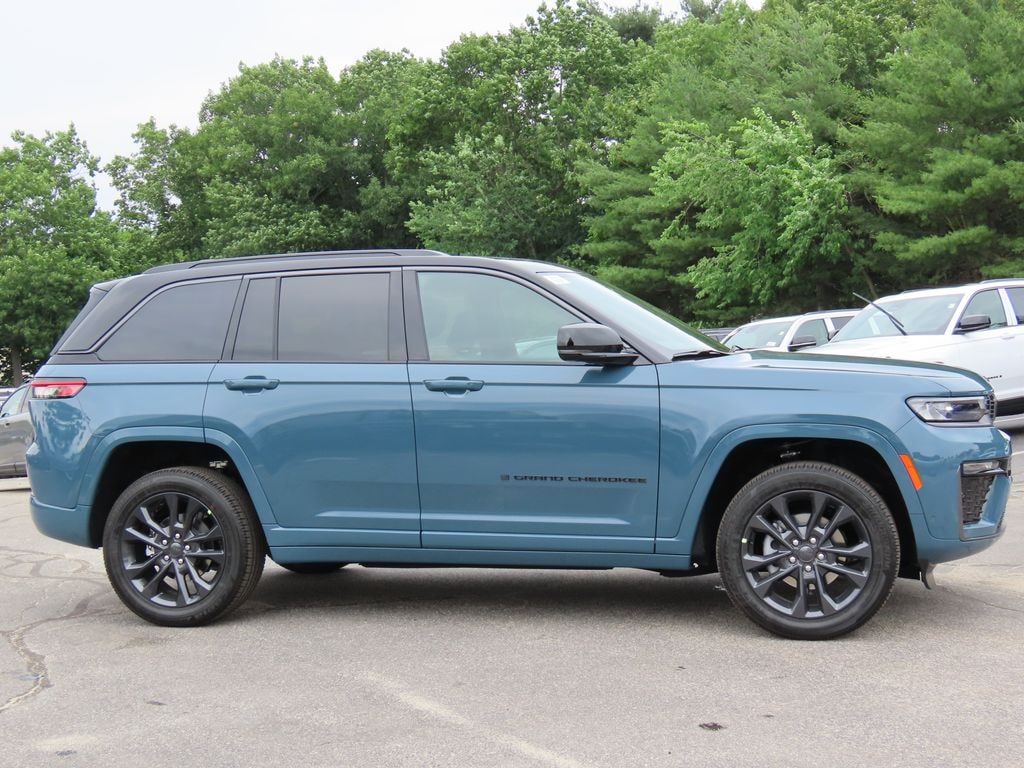 New 2026 Jeep Grand Cherokee Limited Reserve 4x4 Sport Utility