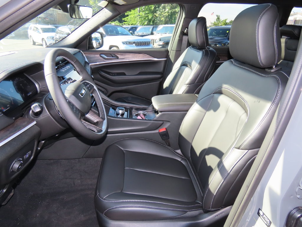 New 2027 Jeep Grand Cherokee Limited Sport Utility