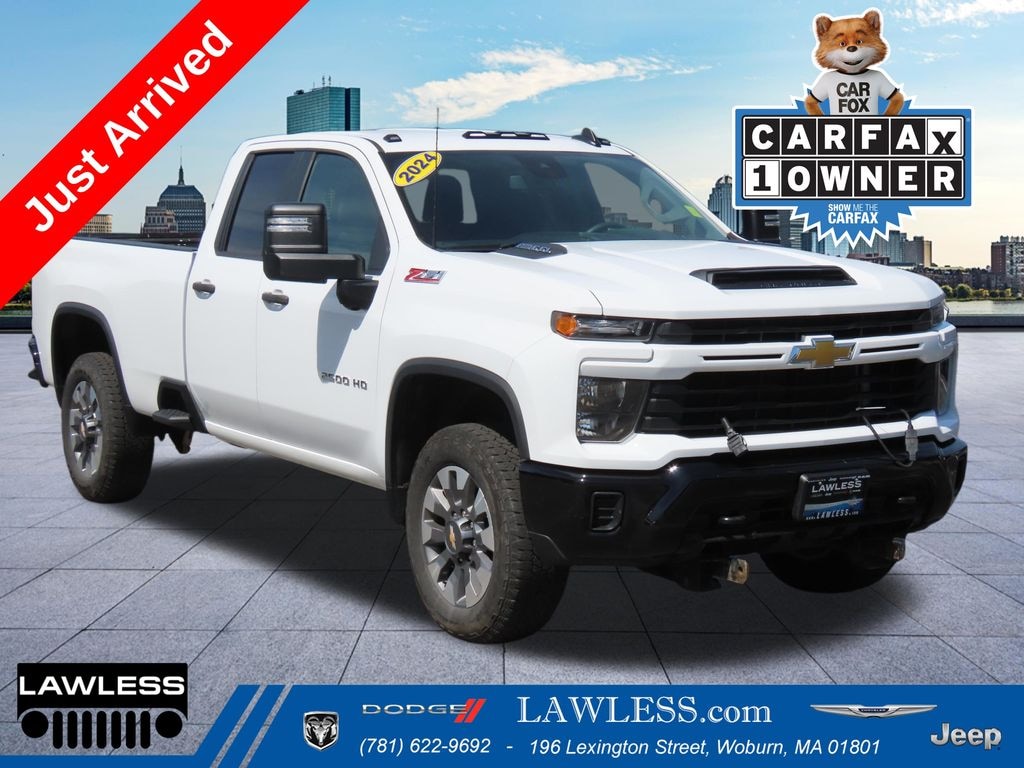 Used 2024 Chevrolet Silverado 2500HD Custom Truck
