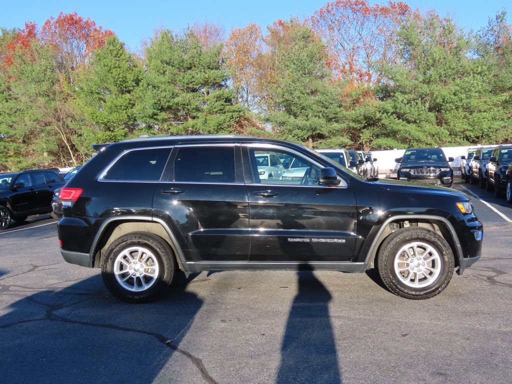 2018 Jeep Grand Cherokee Laredo E photo 2