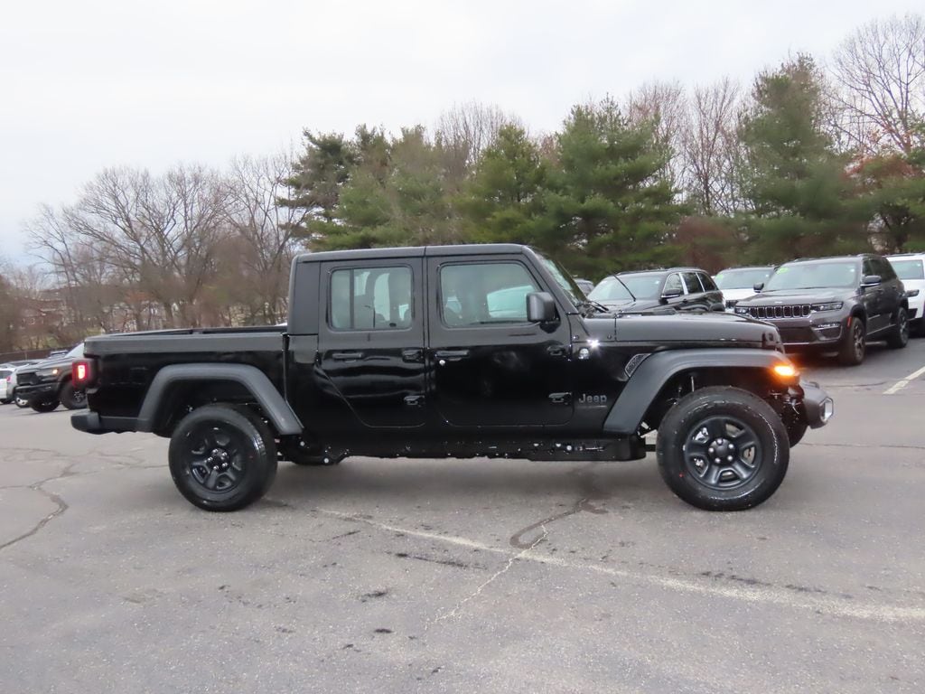 New 2026 Jeep Gladiator SPORT 4X4 Pickup