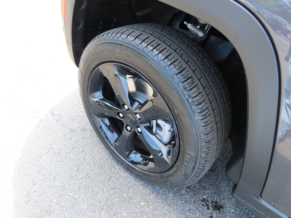 New 2025 Jeep Grand Cherokee L Limited Sport Utility