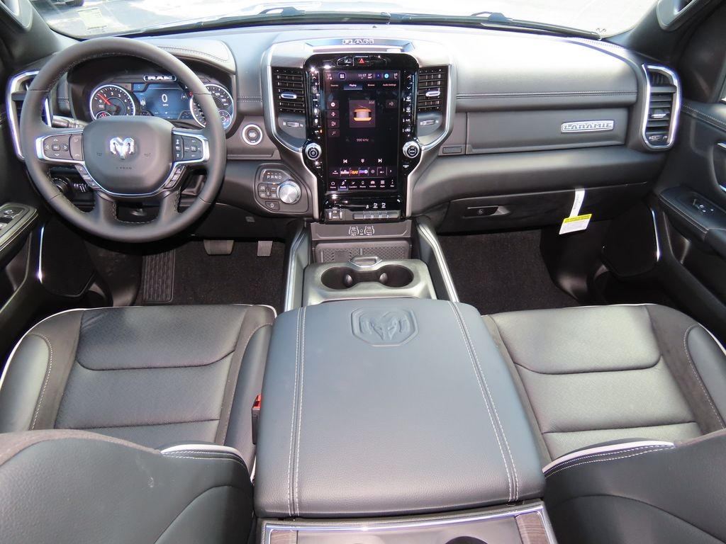 New 2027 Ram 1500 LARAMIE CREW CAB 4X4 5'7 BOX Pickup
