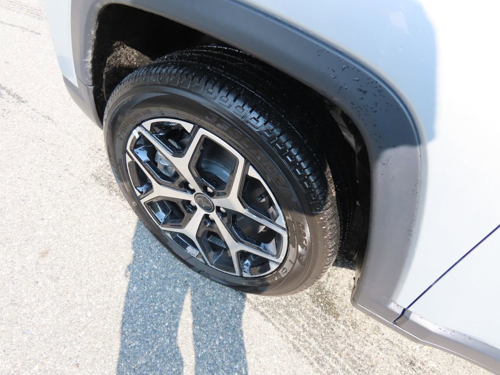2025 Jeep Compass Limited photo 3