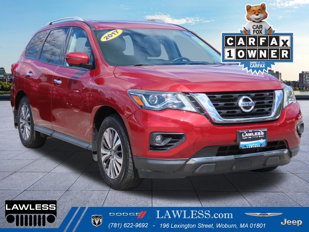 2017 Nissan Pathfinder SL 4WD's photo