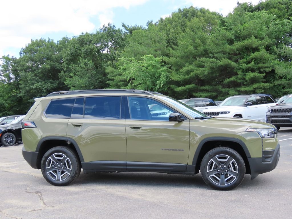 New 2026 Jeep Cherokee Laredo 4X4 Sport Utility