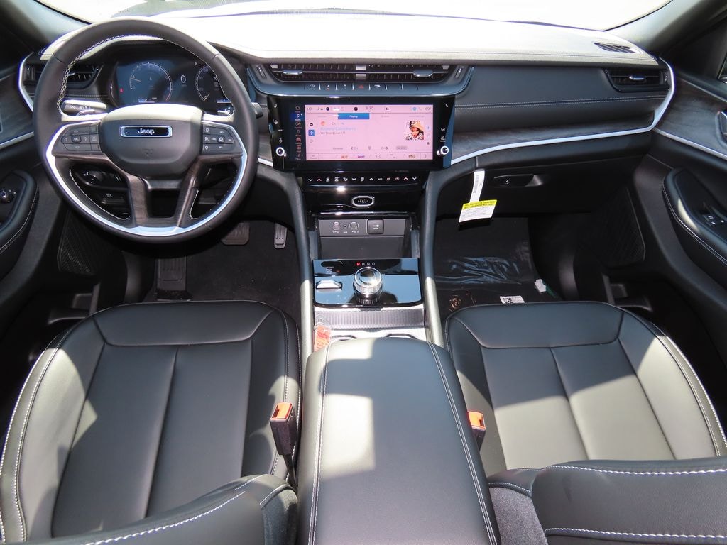 New 2026 Jeep Grand Cherokee Limited 4X4 Sport Utility