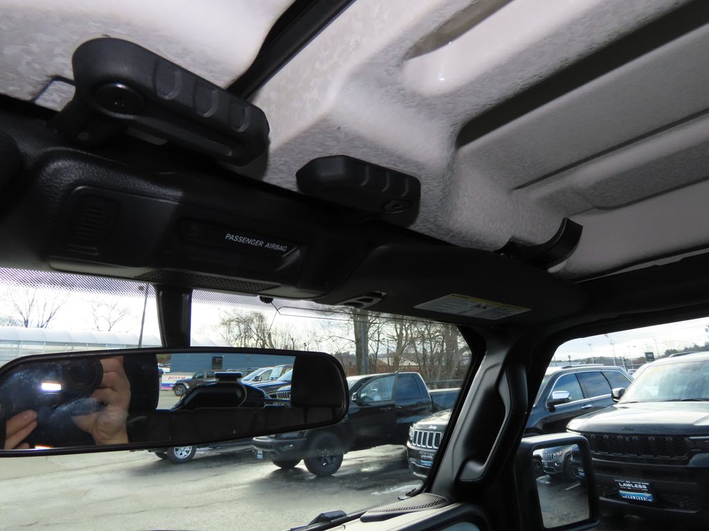 2026 Jeep Wrangler 4-Door Sport - Photo 11