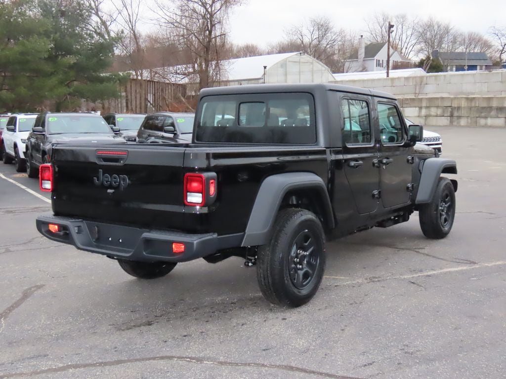 New 2026 Jeep Gladiator SPORT 4X4 Pickup