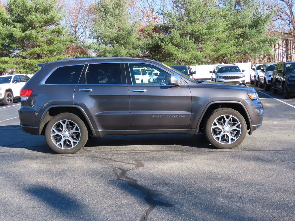 2020 Jeep Grand Cherokee Overland photo 2