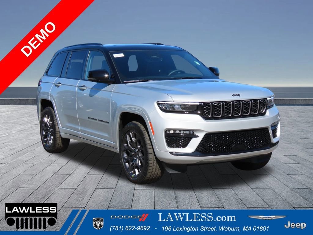 2025 Jeep Grand Cherokee Summit's photo