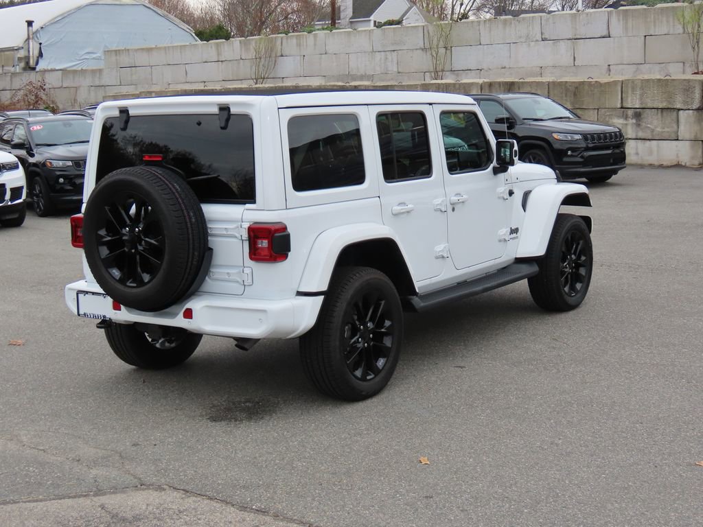 2021 Jeep Wrangler Unlimited Sahara High Altitude photo 4