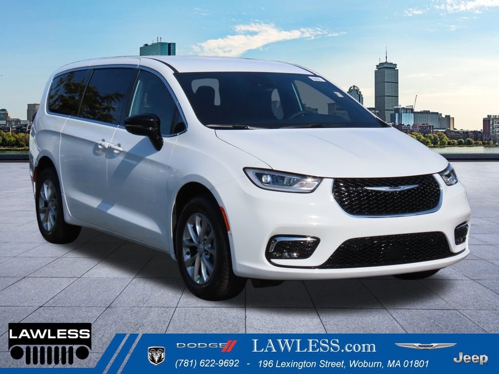 2026 Chrysler Pacifica Passenger Van 