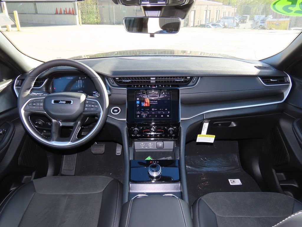 New 2025 Jeep Grand Cherokee Altitude X Sport Utility