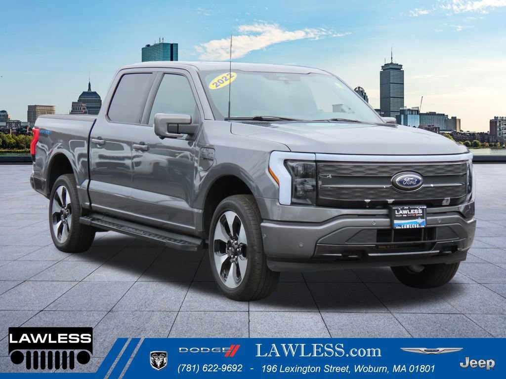2022 Ford F-150 Lightning Platinum's photo