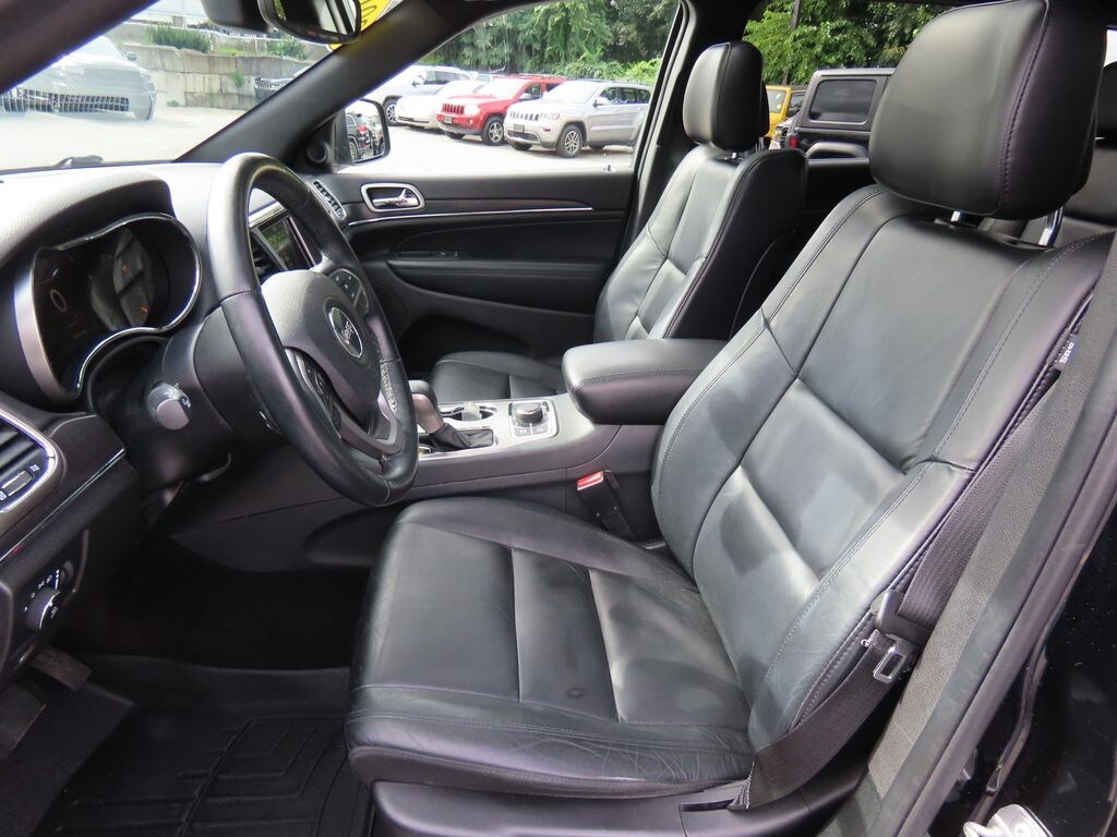 Used 2018 Jeep Grand Cherokee Limited SUV