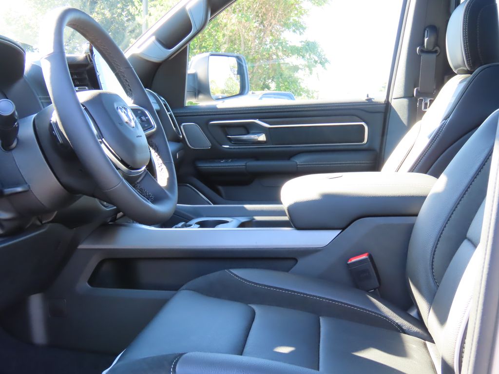 2026 RAM 1500 Laramie - Photo 7