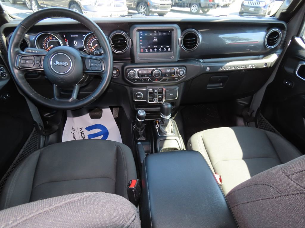 2021 Jeep Wrangler Unlimited Sport Altitude photo 2