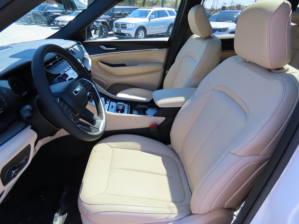 New 2026 Jeep Grand Cherokee Limited Sport Utility