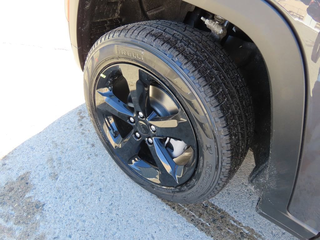 New 2026 Jeep Grand Cherokee Limited Sport Utility