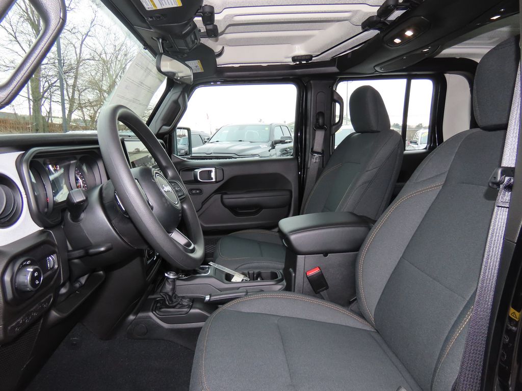2026 Jeep Gladiator Sport - Photo 8