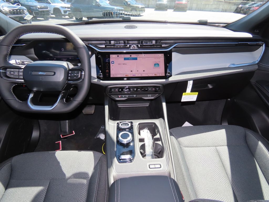New 2026 Jeep Cherokee Laredo Sport Utility