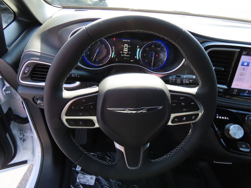 2026 Chrysler Pacifica Select - Photo 18