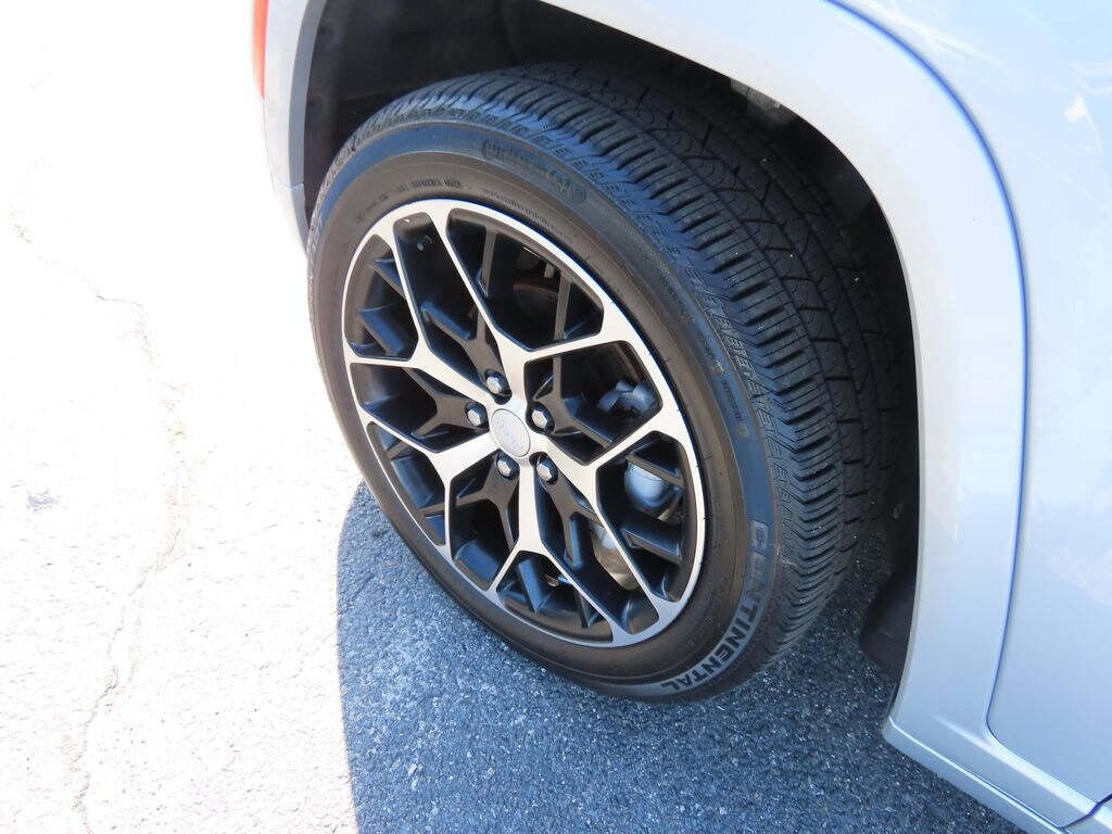 Used 2024 Jeep Grand Cherokee Summit Reserve SUV