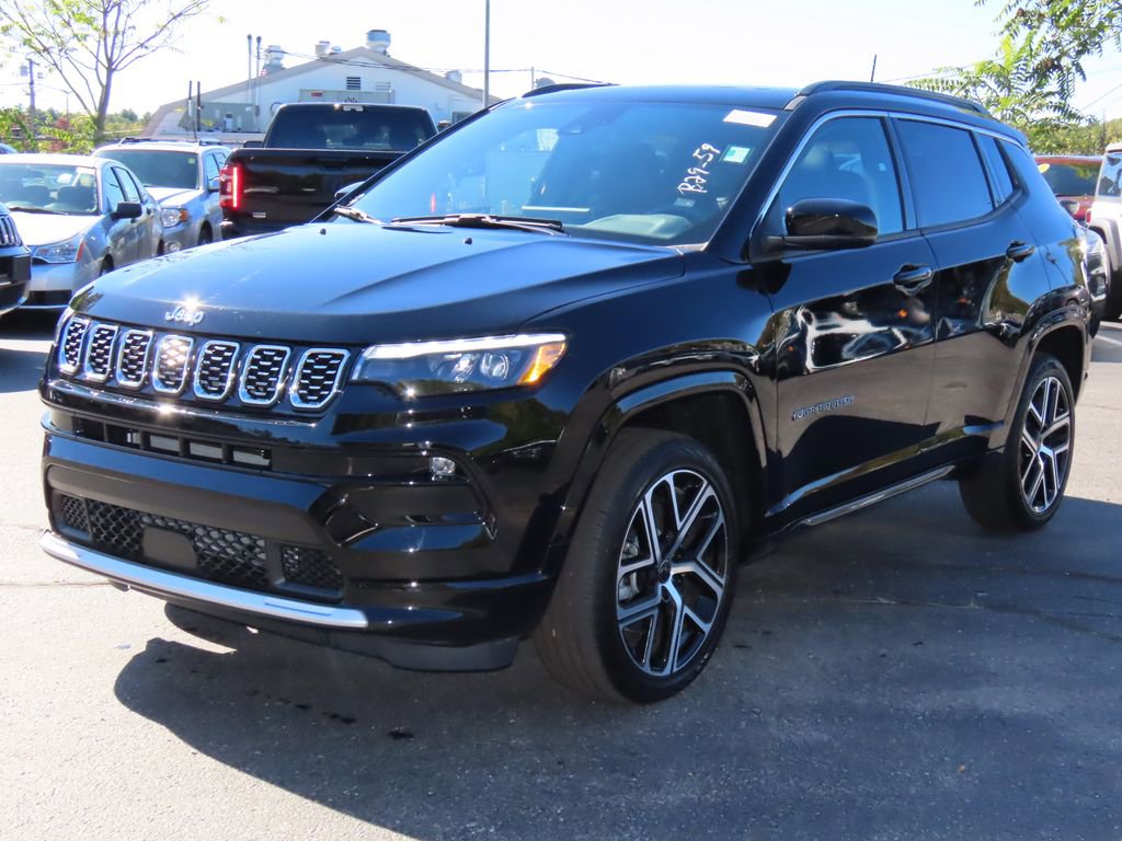 2025 Jeep Compass Limited photo 2