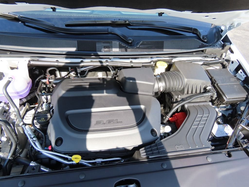 2026 Chrysler Pacifica Select - Photo 24