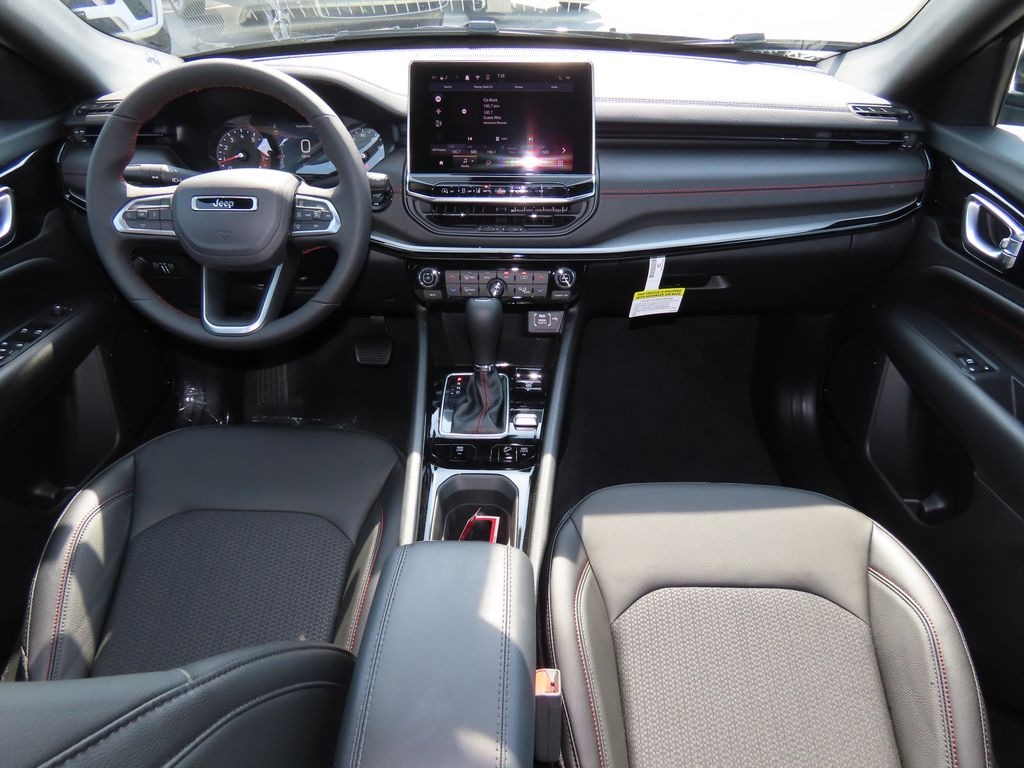 New 2026 Jeep Compass TRAILHAWK 4X4 Sport Utility