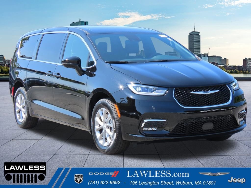 2026 Chrysler Pacifica Passenger Van 