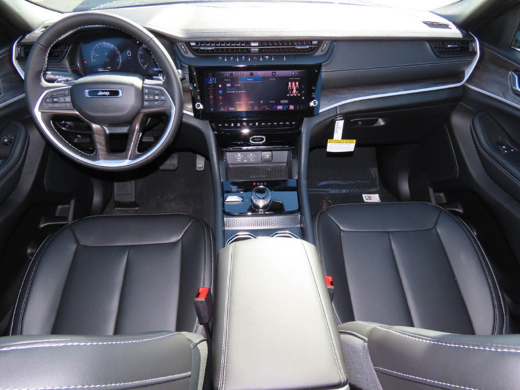 New 2027 Jeep Grand Cherokee Limited Sport Utility